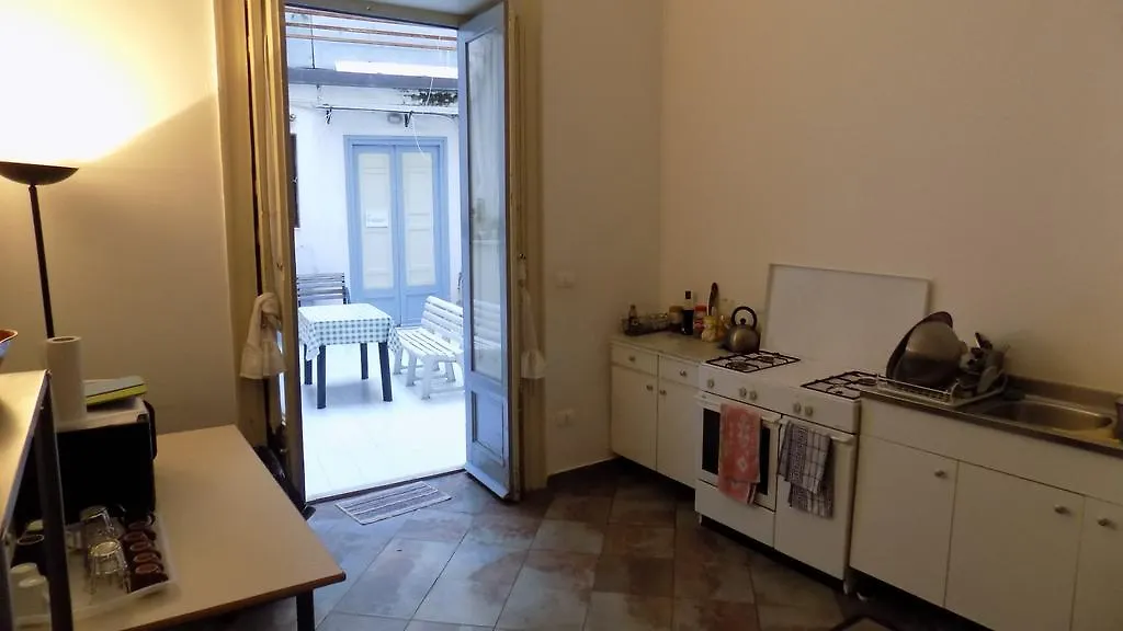 Vespa B&B Palermo 2*,  Italy