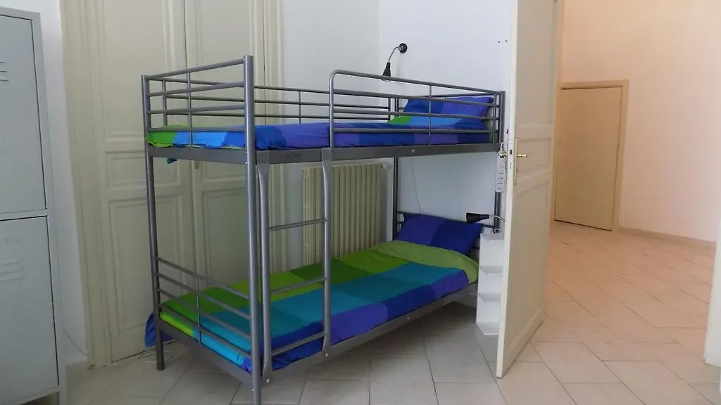 Vespa B&B Palermo 2*,  Itálie